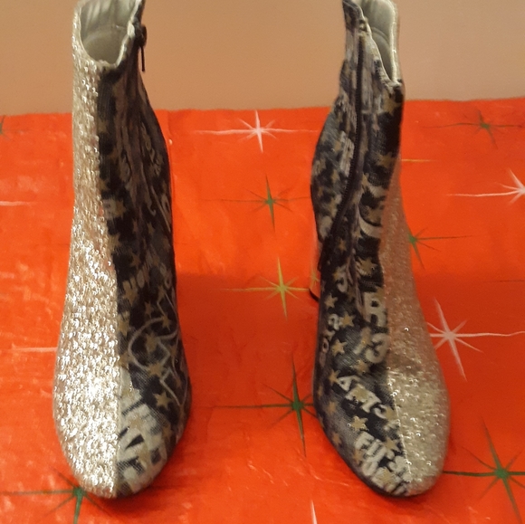 Above the  Ankle boots - Picture 4 of 4